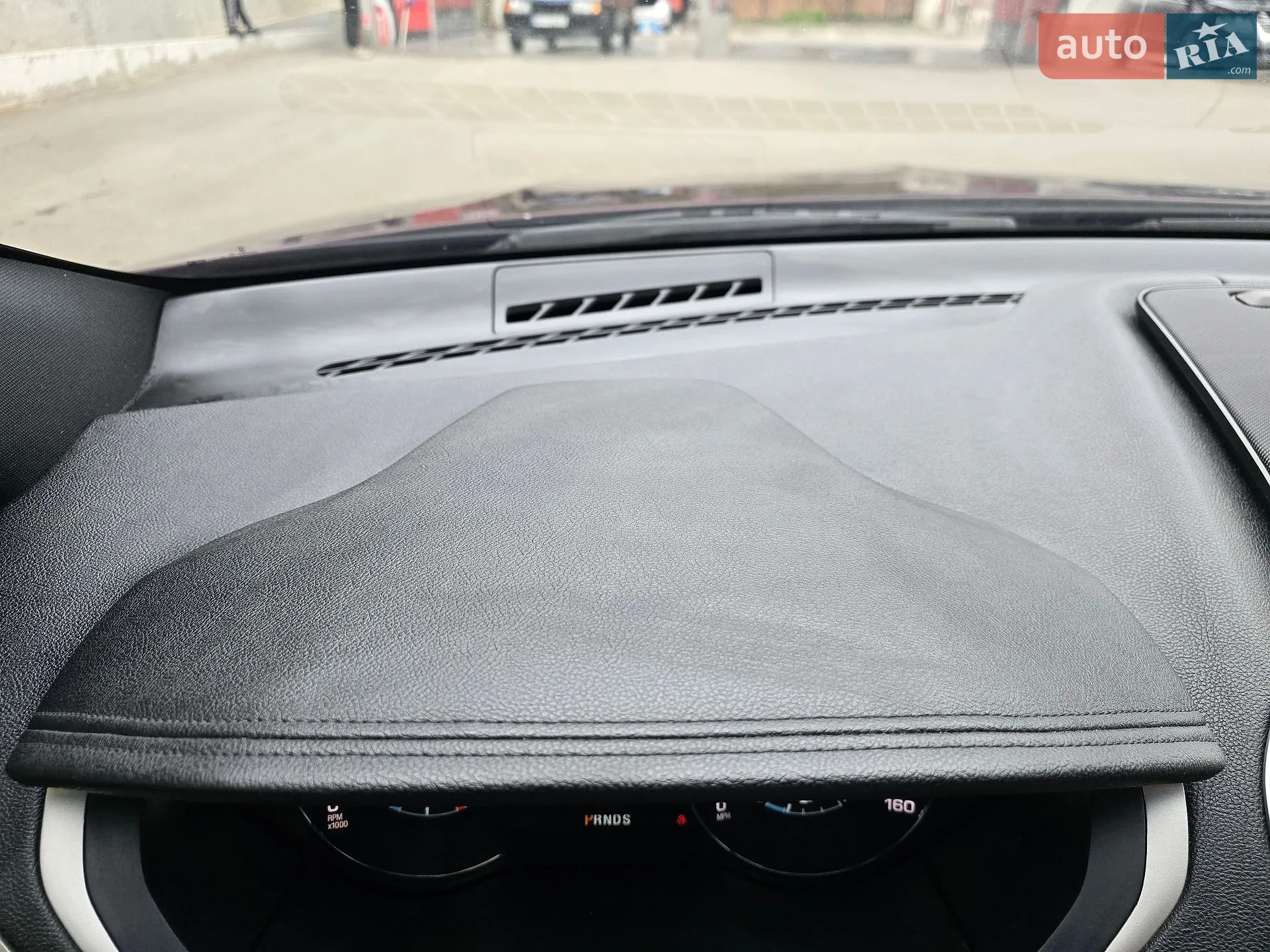 2016 Lincoln MKZ - мініатюра 35