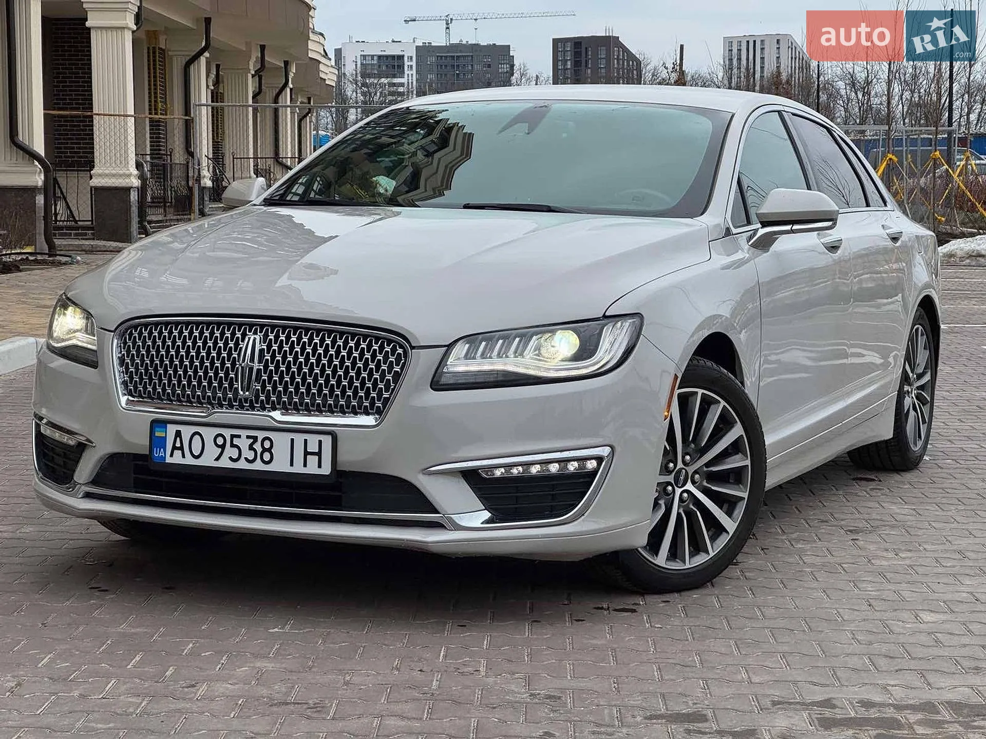 2019 Lincoln MKZ - мініатюра 2