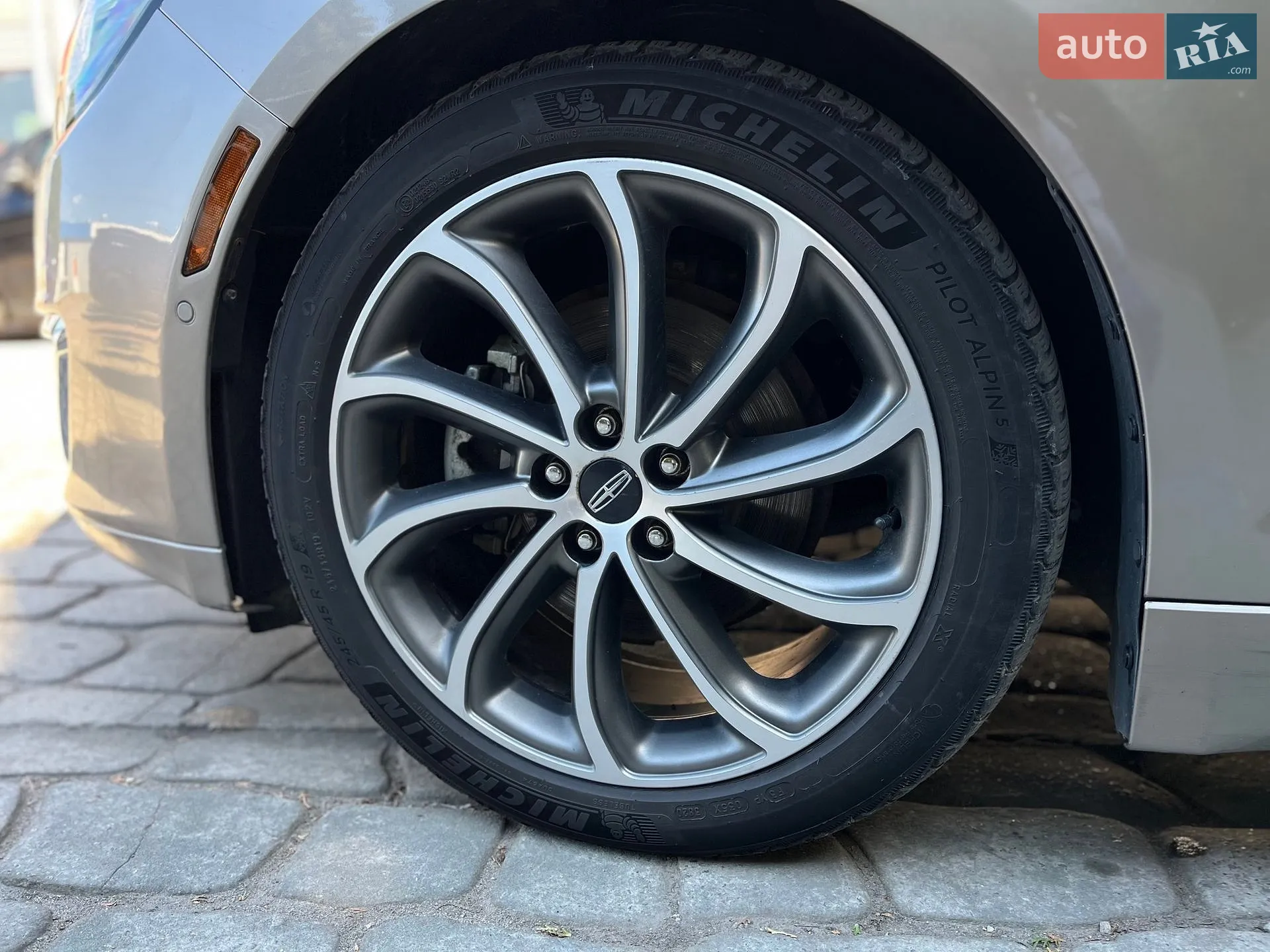 2018 Lincoln MKZ - мініатюра 10