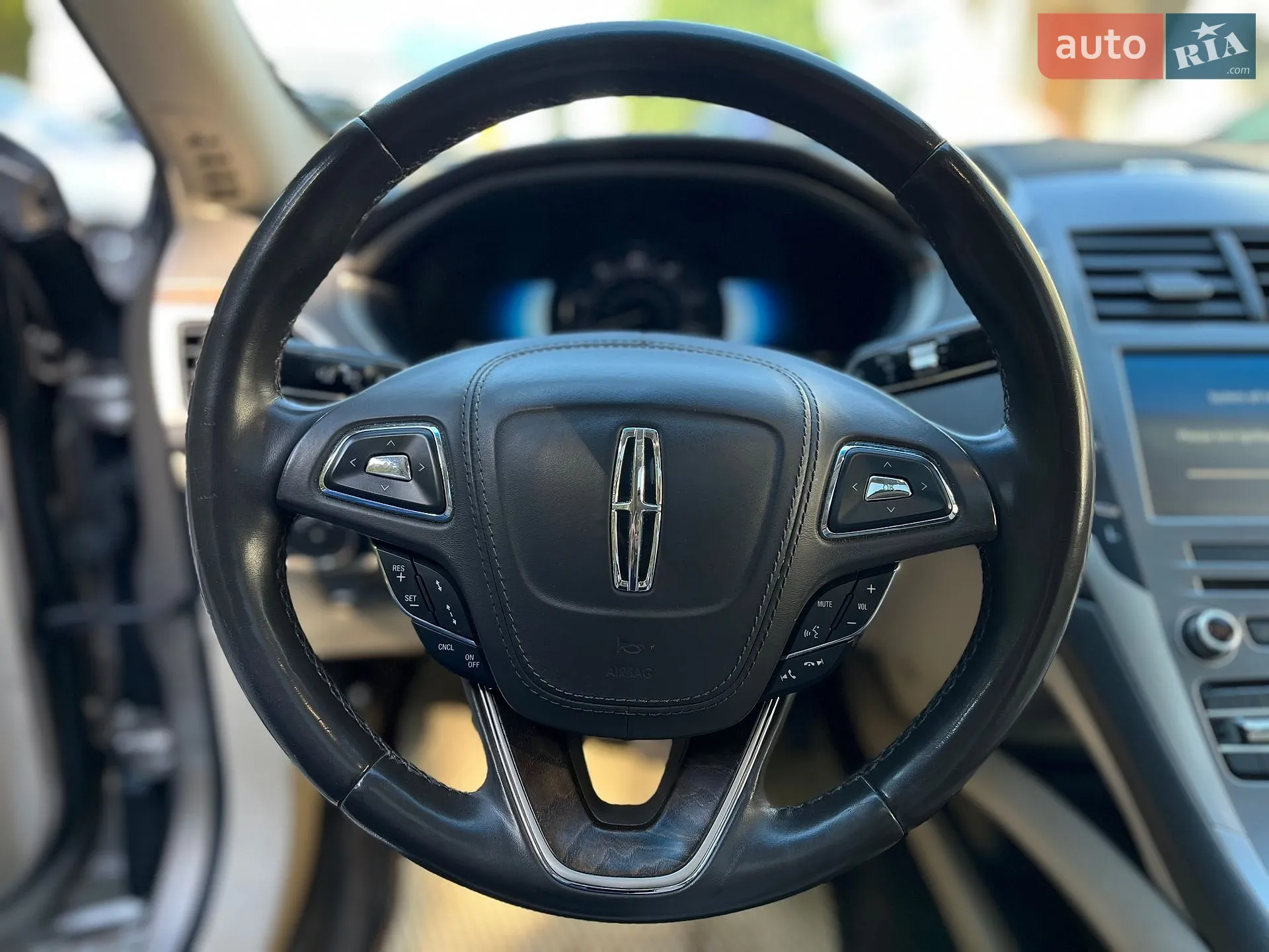 2018 Lincoln MKZ - мініатюра 17