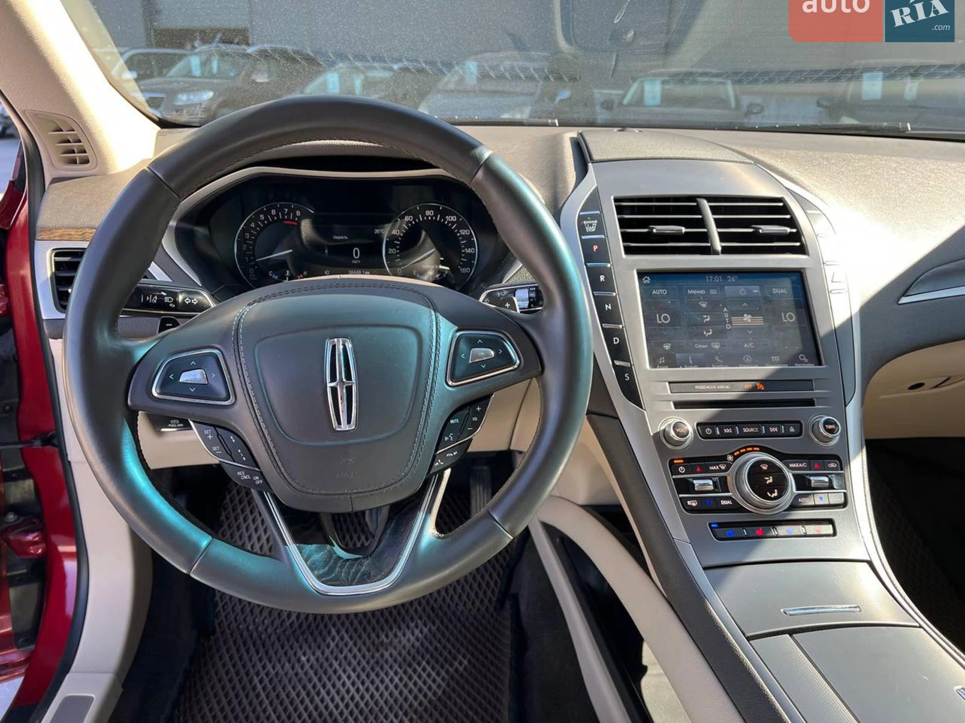 2017 Lincoln MKZ - мініатюра 25