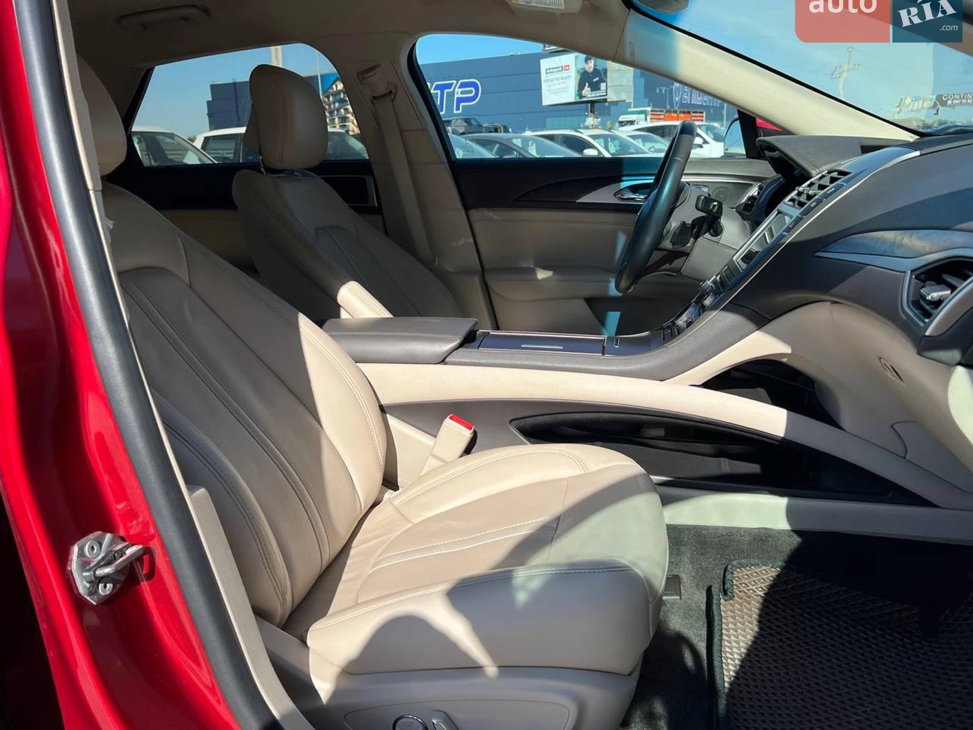 2017 Lincoln MKZ - мініатюра 44