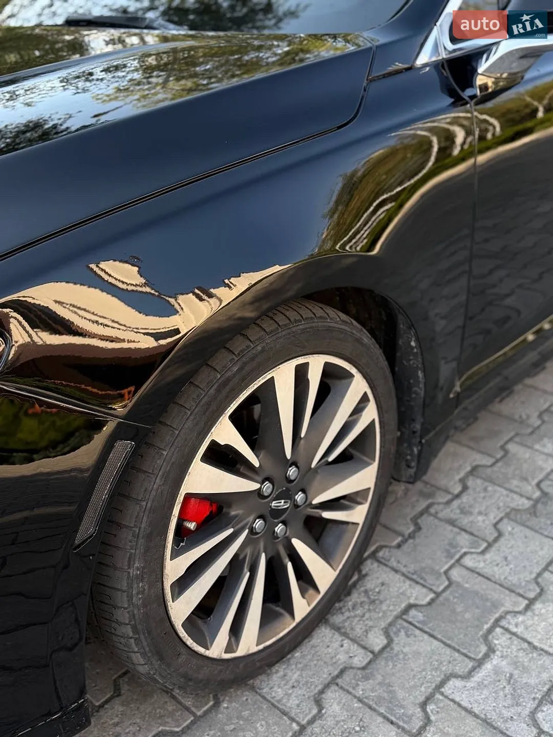 2016 Lincoln MKZ - мініатюра 16