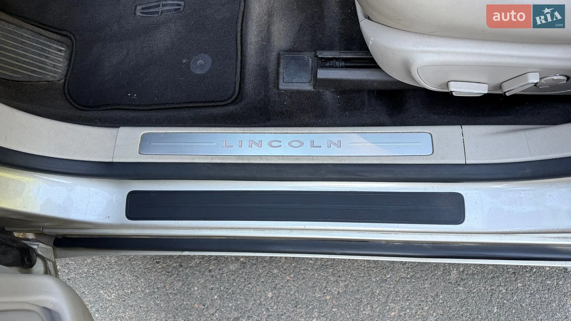 2017 Lincoln MKZ - мініатюра 24