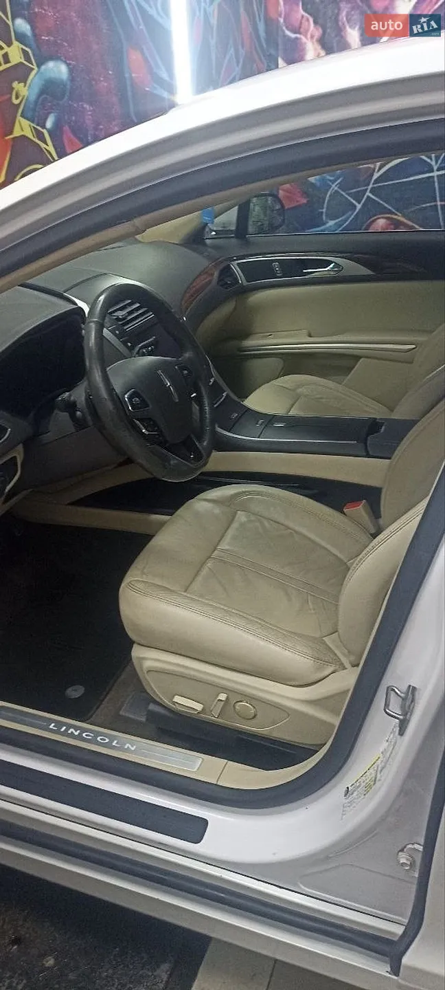 2013 Lincoln MKZ - мініатюра 3