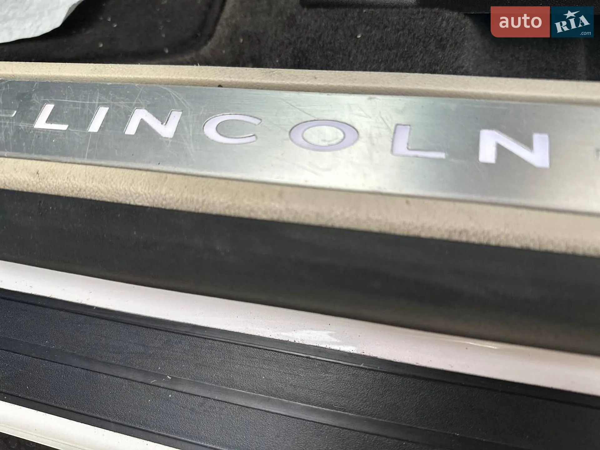 2017 Lincoln MKZ - мініатюра 46