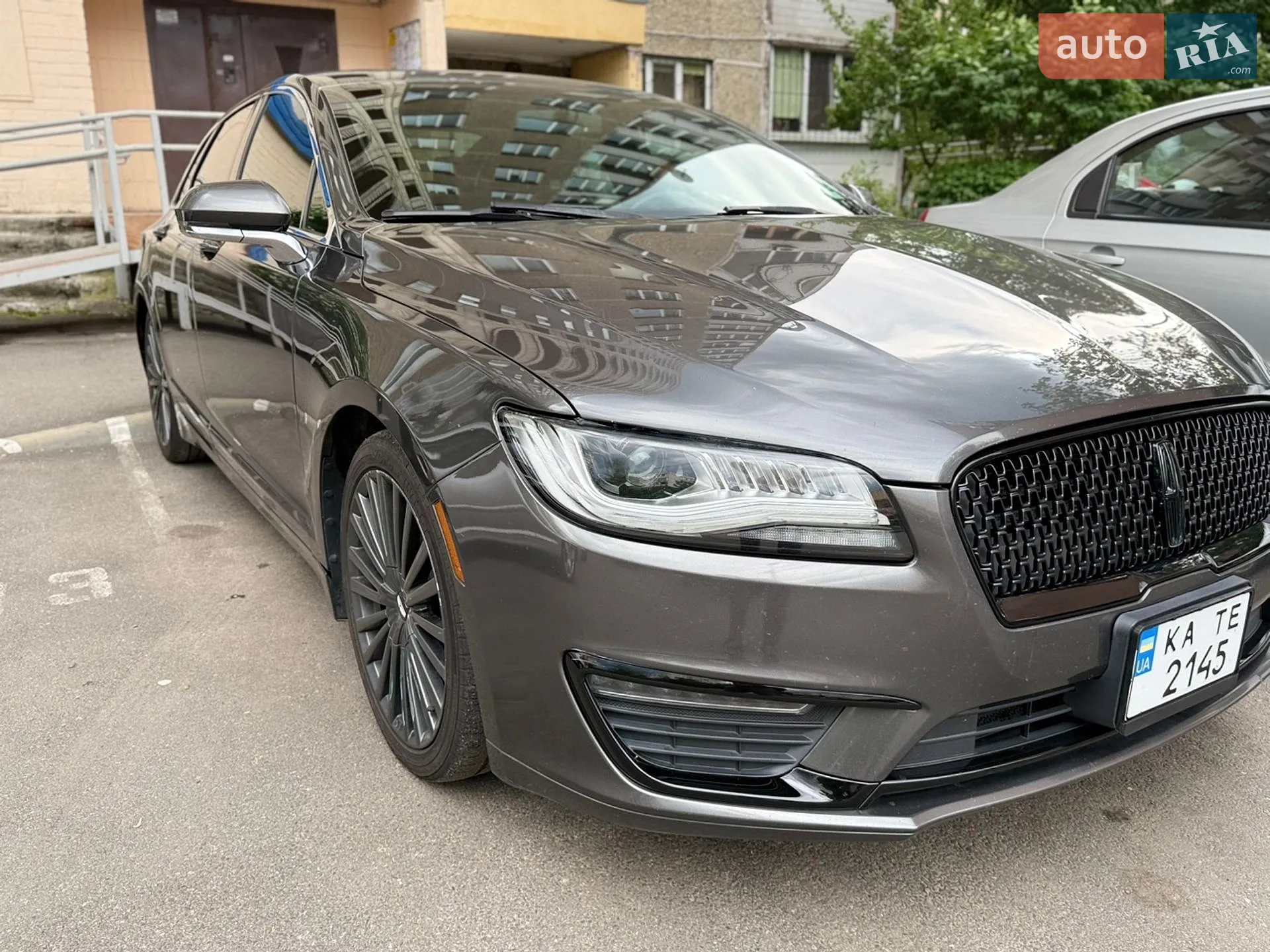 2017 Lincoln MKZ - мініатюра 2