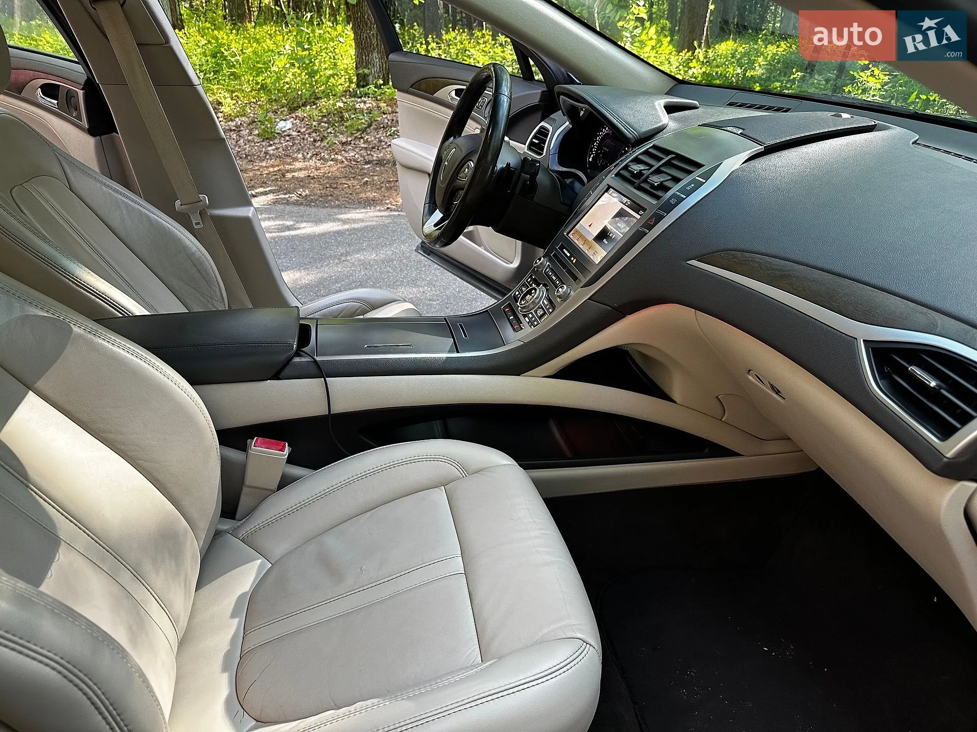 2019 Lincoln MKZ - мініатюра 11
