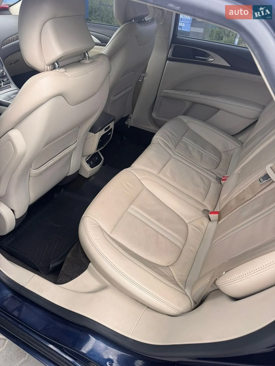 2017 Lincoln MKZ - мініатюра 25