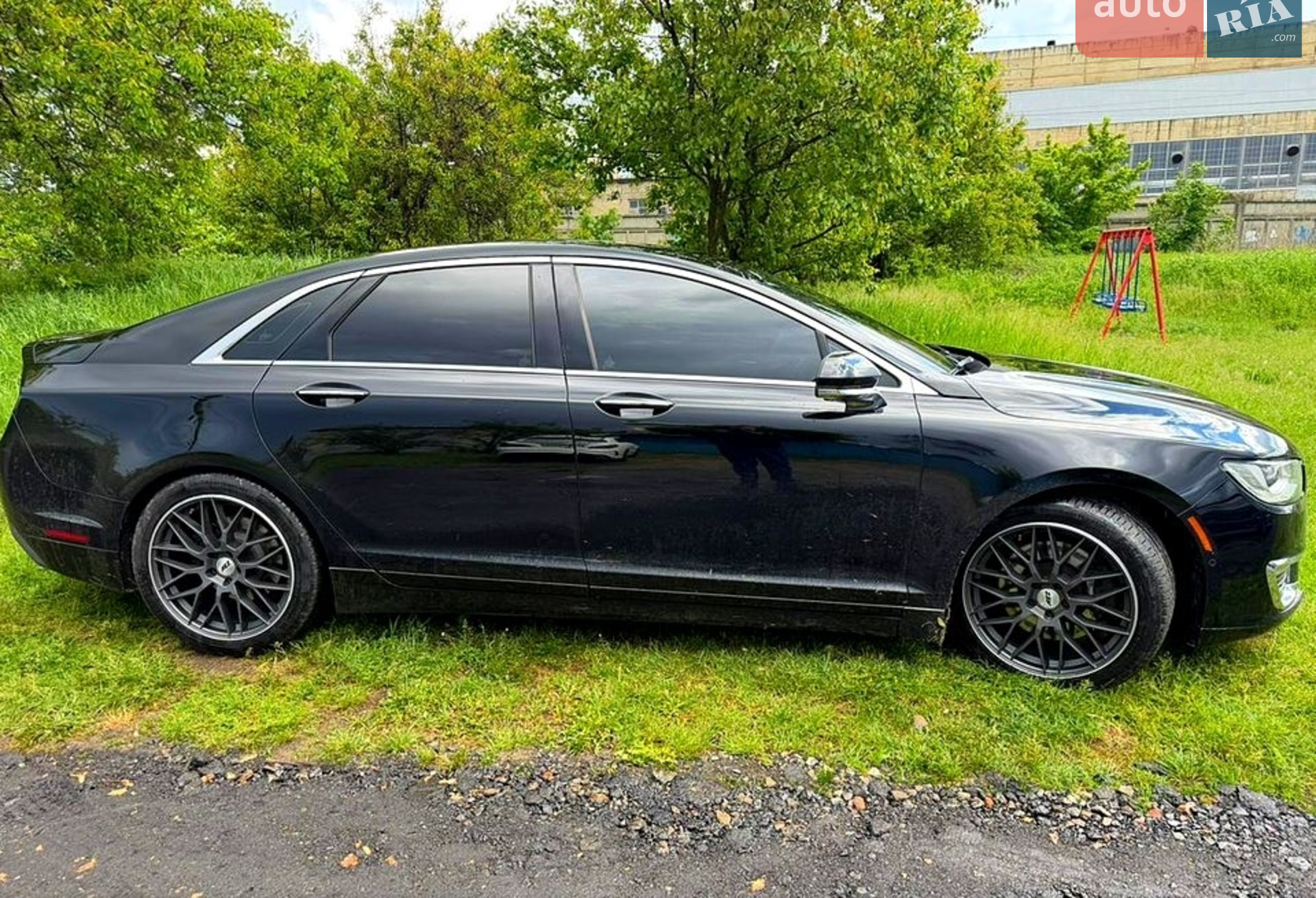 2016 Lincoln MKZ - мініатюра 2