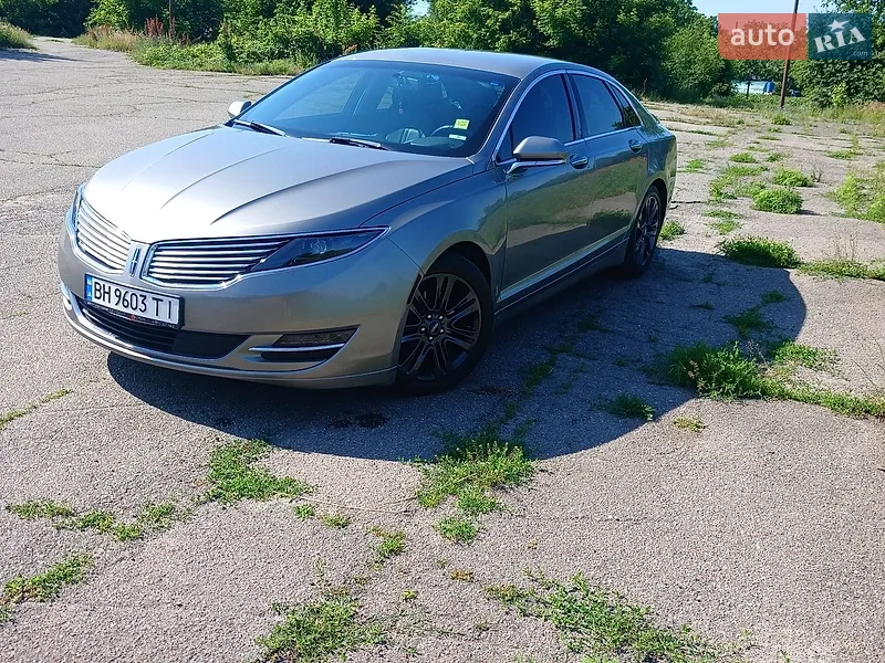 Lincoln MKZ 2015