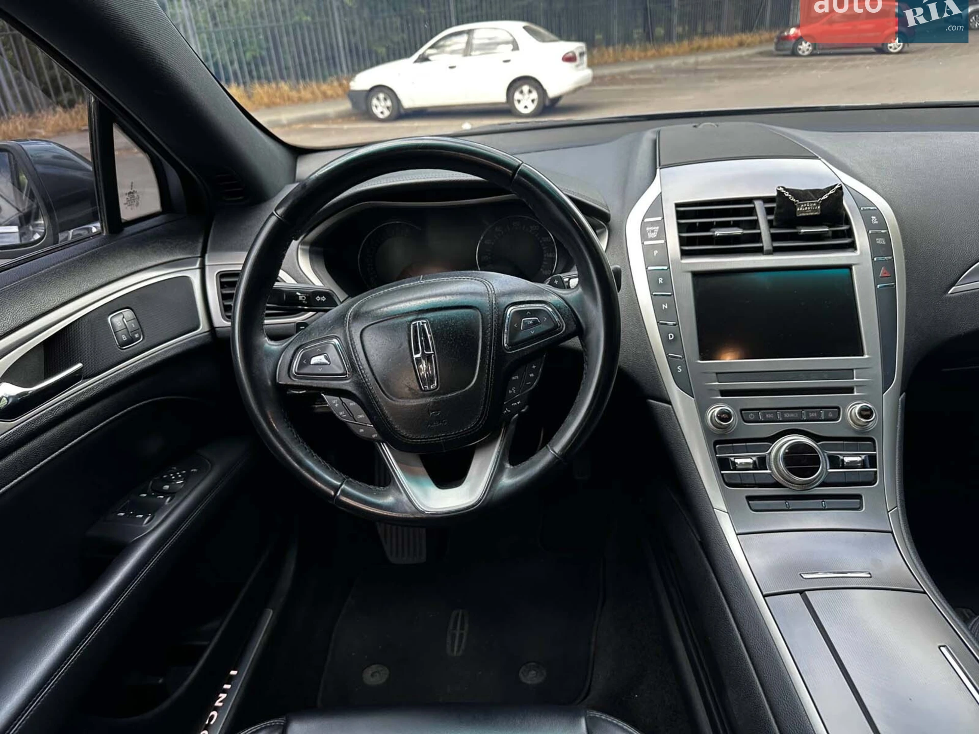 2018 Lincoln MKZ - мініатюра 20
