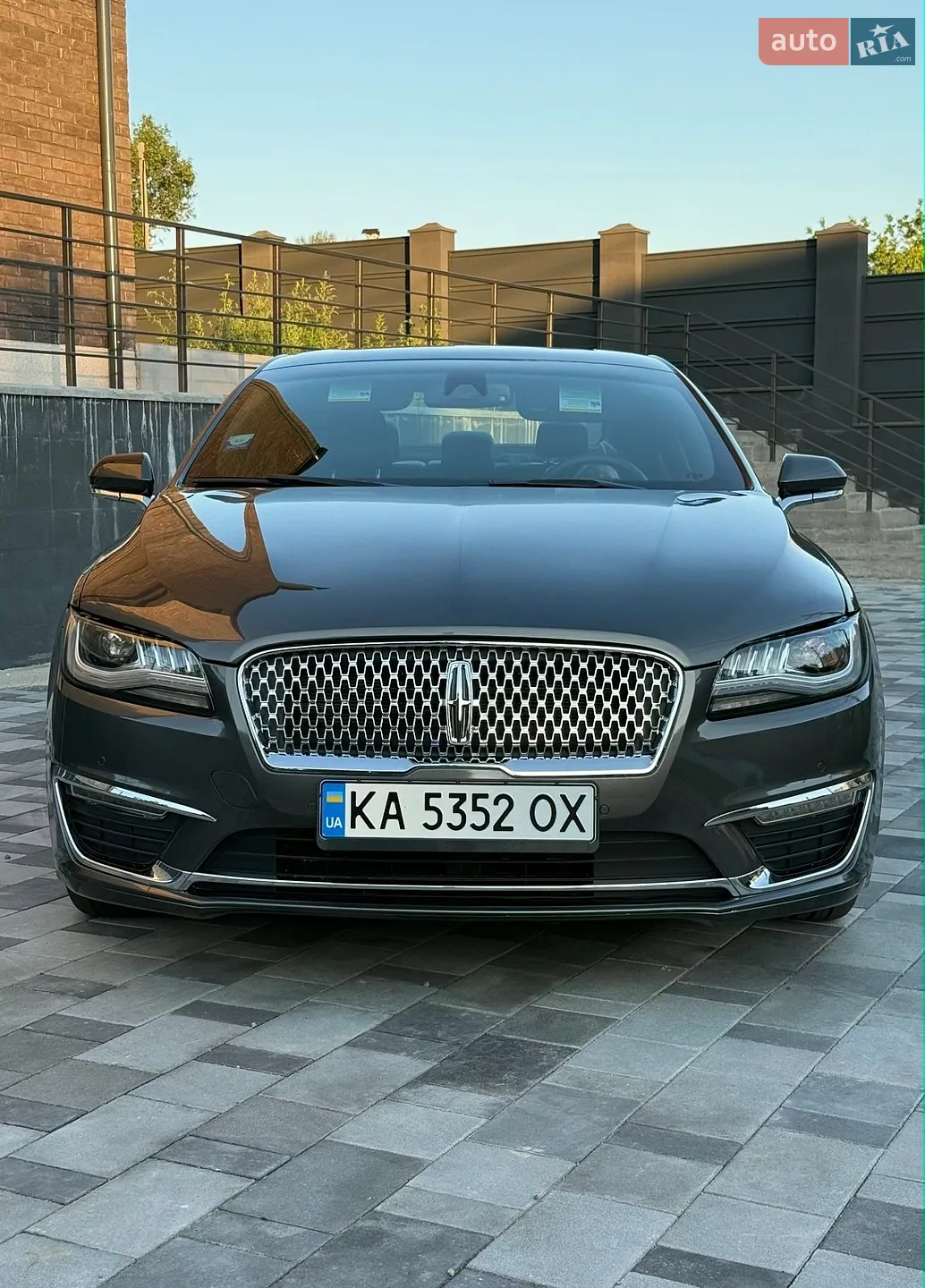 2019 Lincoln MKZ - мініатюра 3