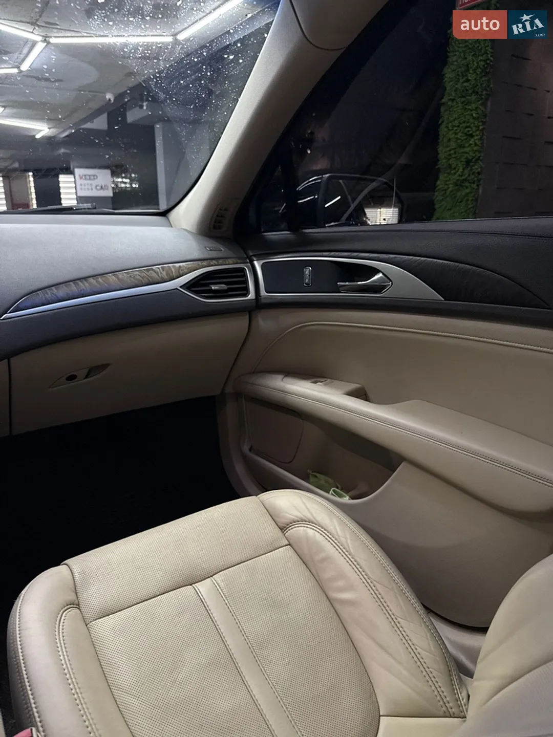 2016 Lincoln MKZ - мініатюра 23