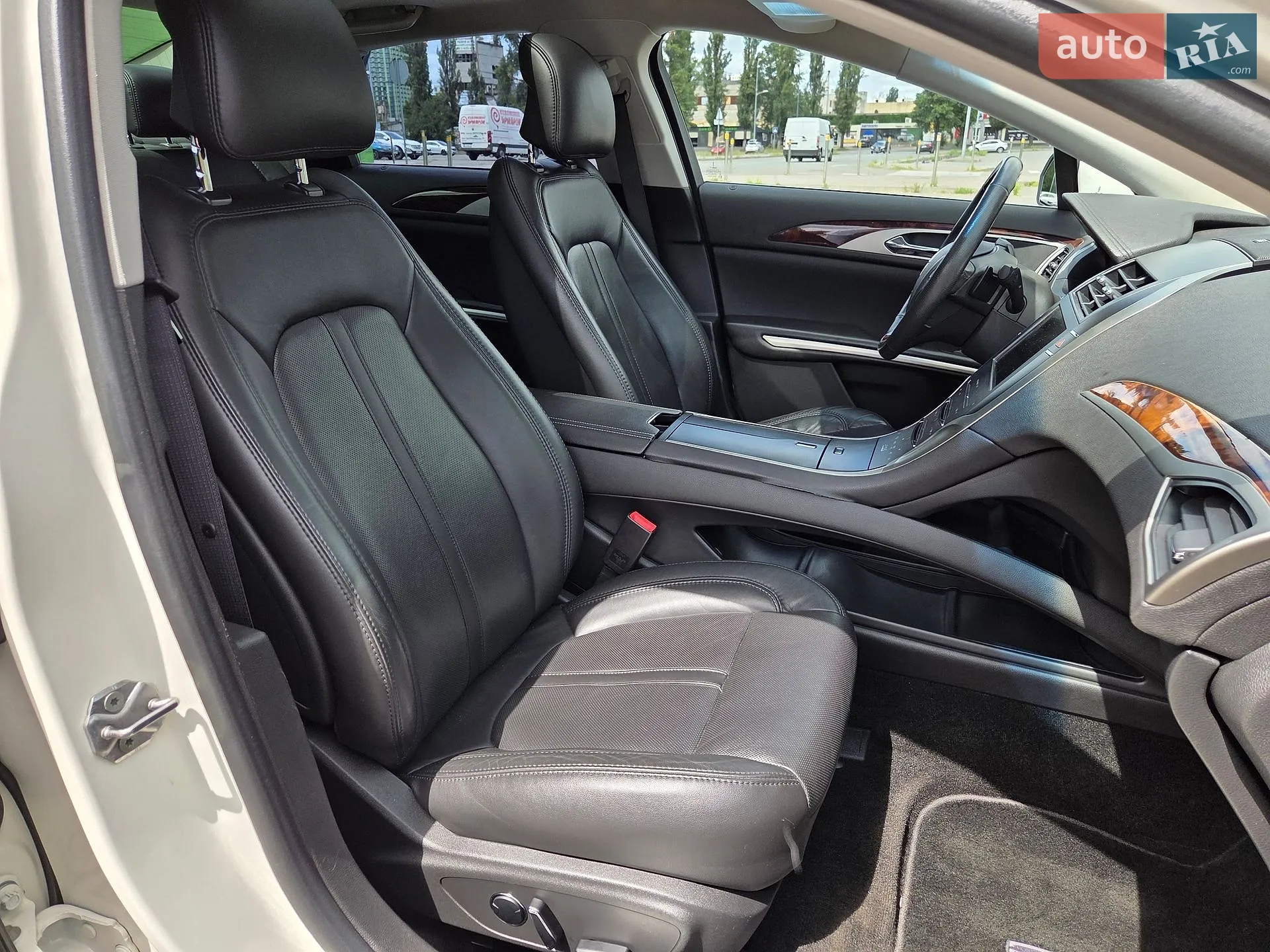 2013 Lincoln MKZ - мініатюра 30