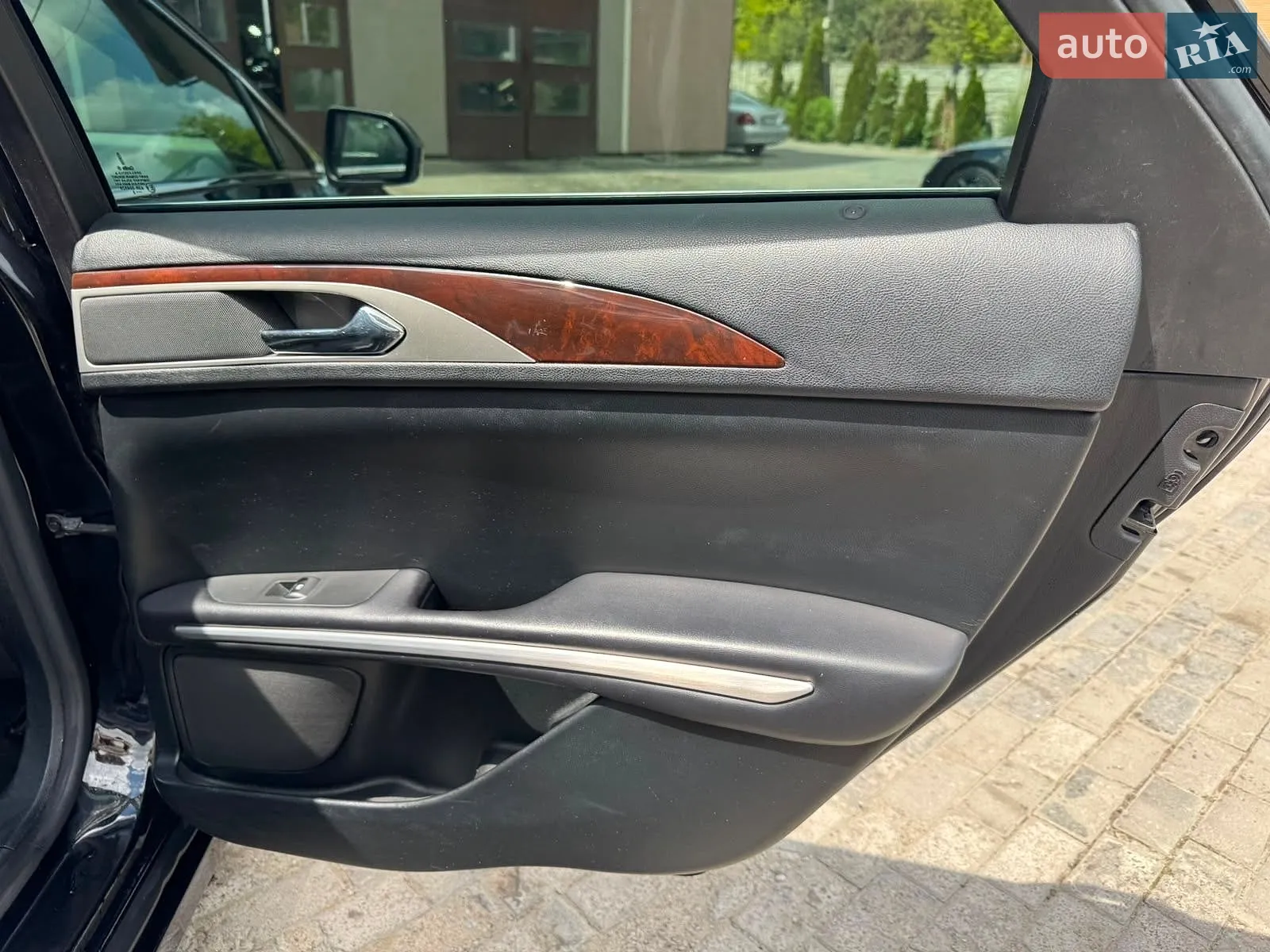 2017 Lincoln MKZ - мініатюра 16