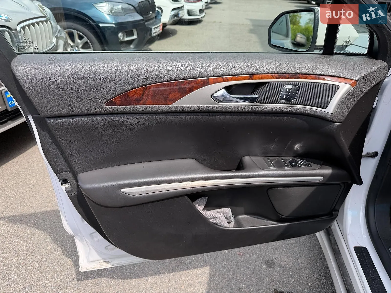 2014 Lincoln MKZ - мініатюра 12