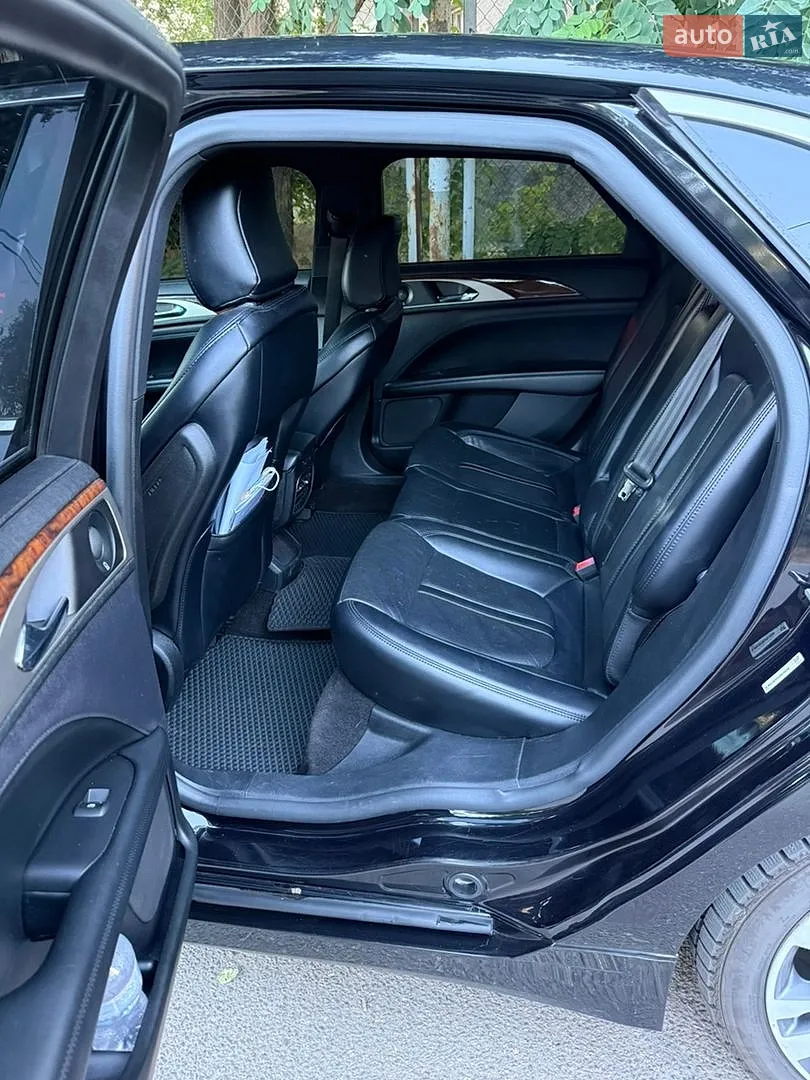 2020 Lincoln MKZ - мініатюра 11