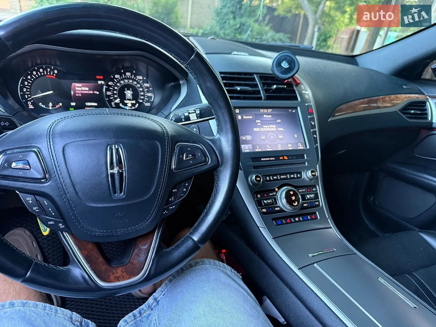 2020 Lincoln MKZ - мініатюра 15