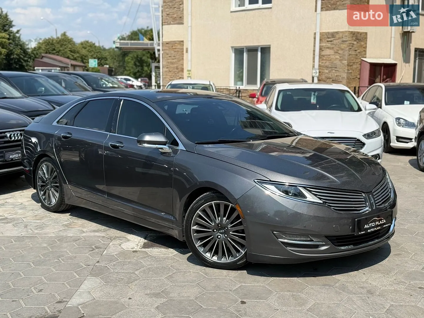 2014 Lincoln MKZ - мініатюра 5