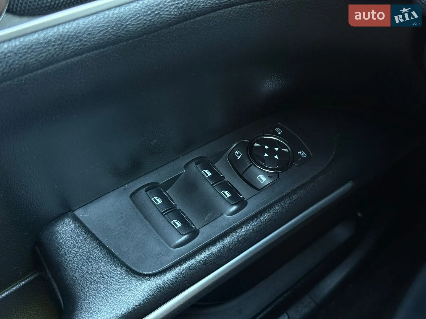 2014 Lincoln MKZ - мініатюра 38