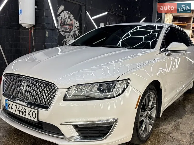 Lincoln MKZ 2015