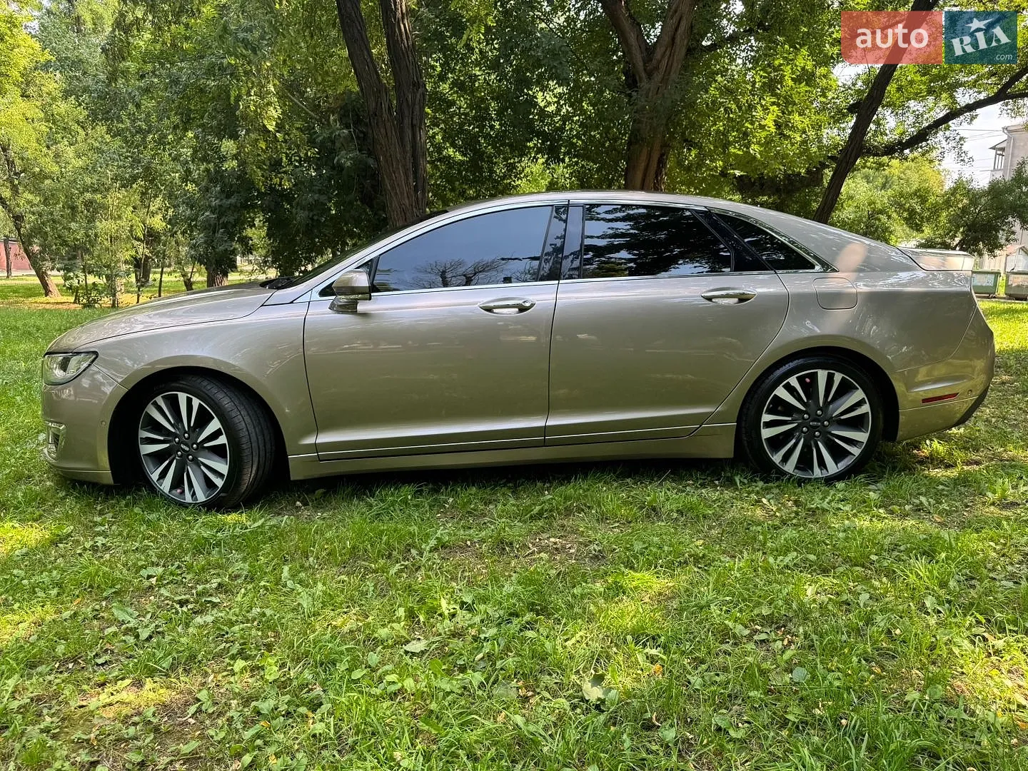 2019 Lincoln MKZ - мініатюра 5
