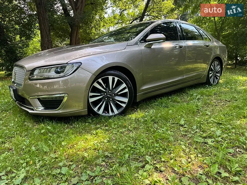 Lincoln MKZ