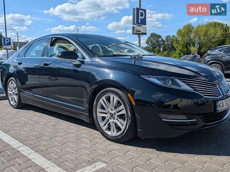 Lincoln MKZ 2014