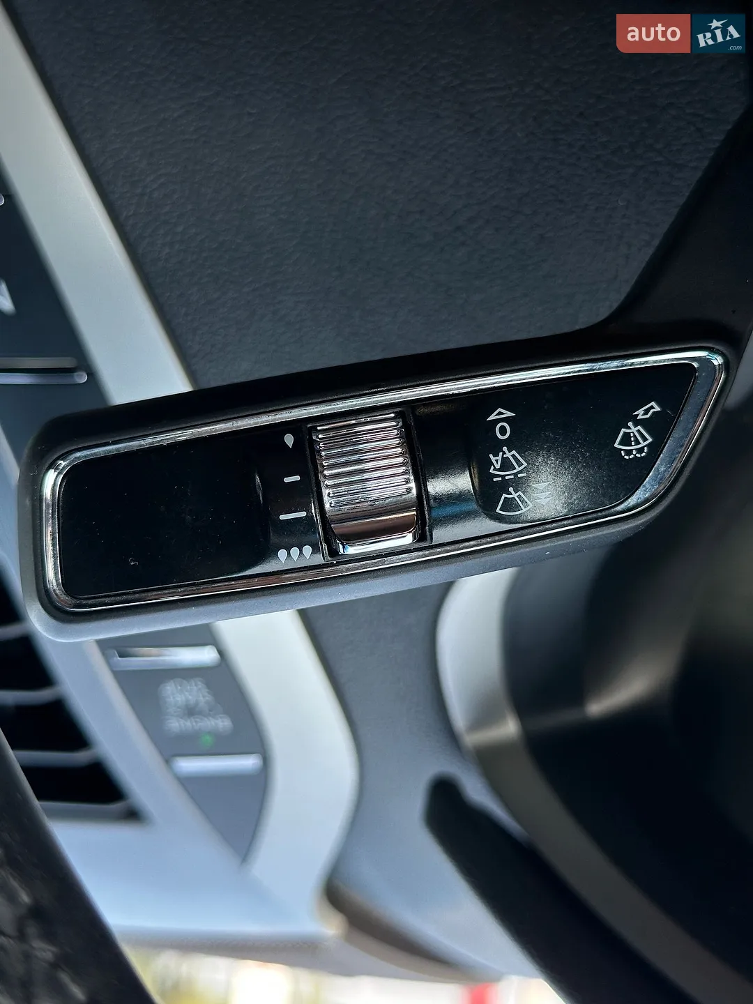 2020 Lincoln MKZ - мініатюра 36