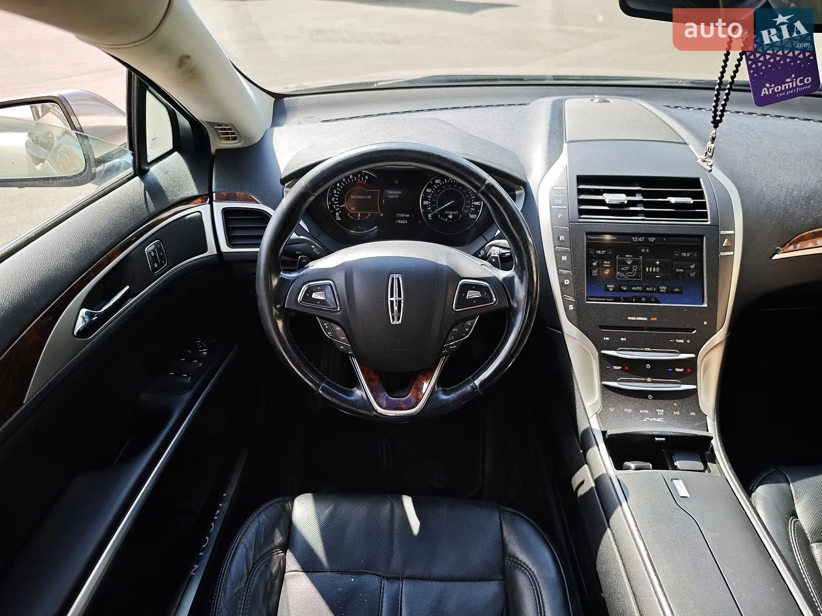 2015 Lincoln MKZ - мініатюра 15