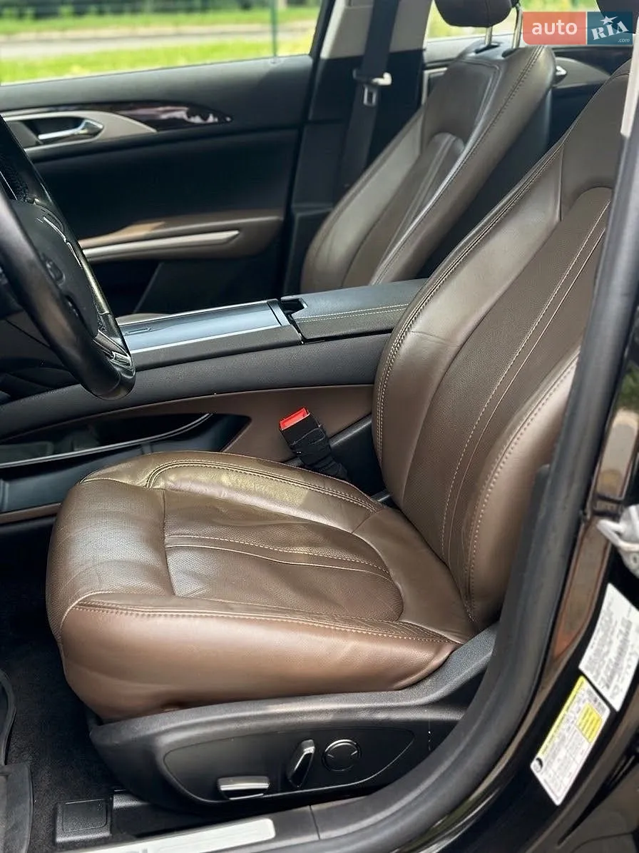 2013 Lincoln MKZ - мініатюра 9