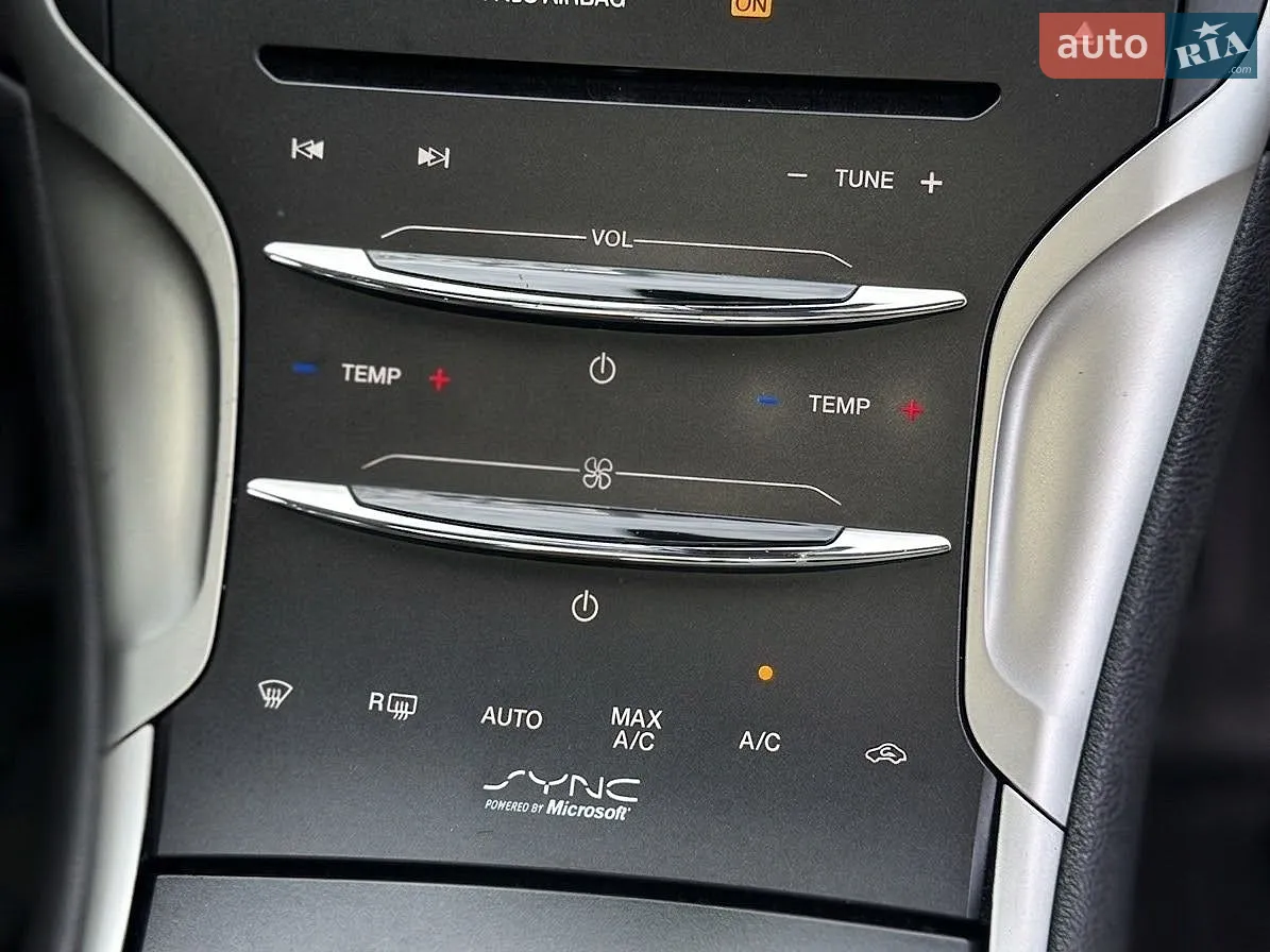 2013 Lincoln MKZ - мініатюра 16