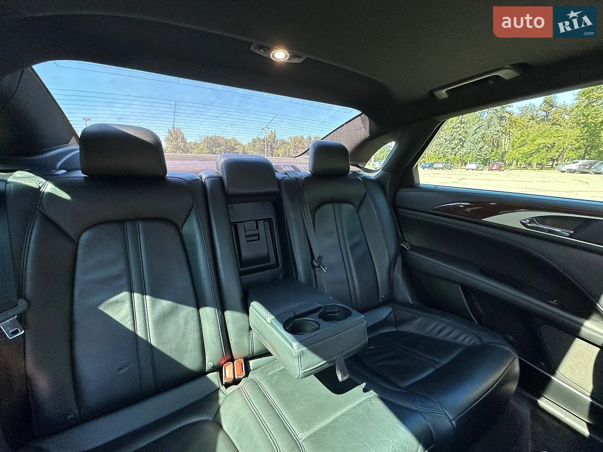 2017 Lincoln MKZ - мініатюра 34