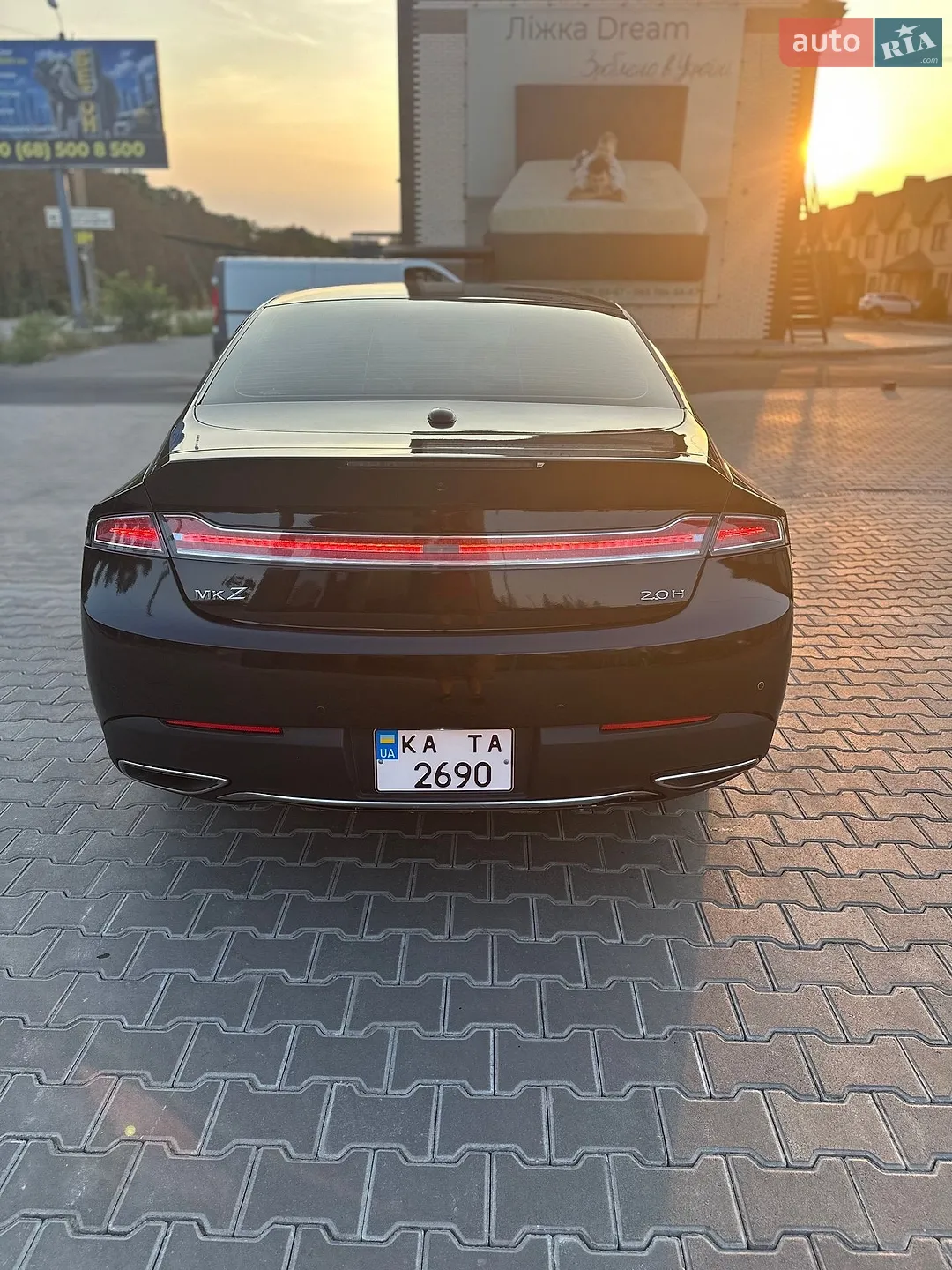 2016 Lincoln MKZ - мініатюра 3