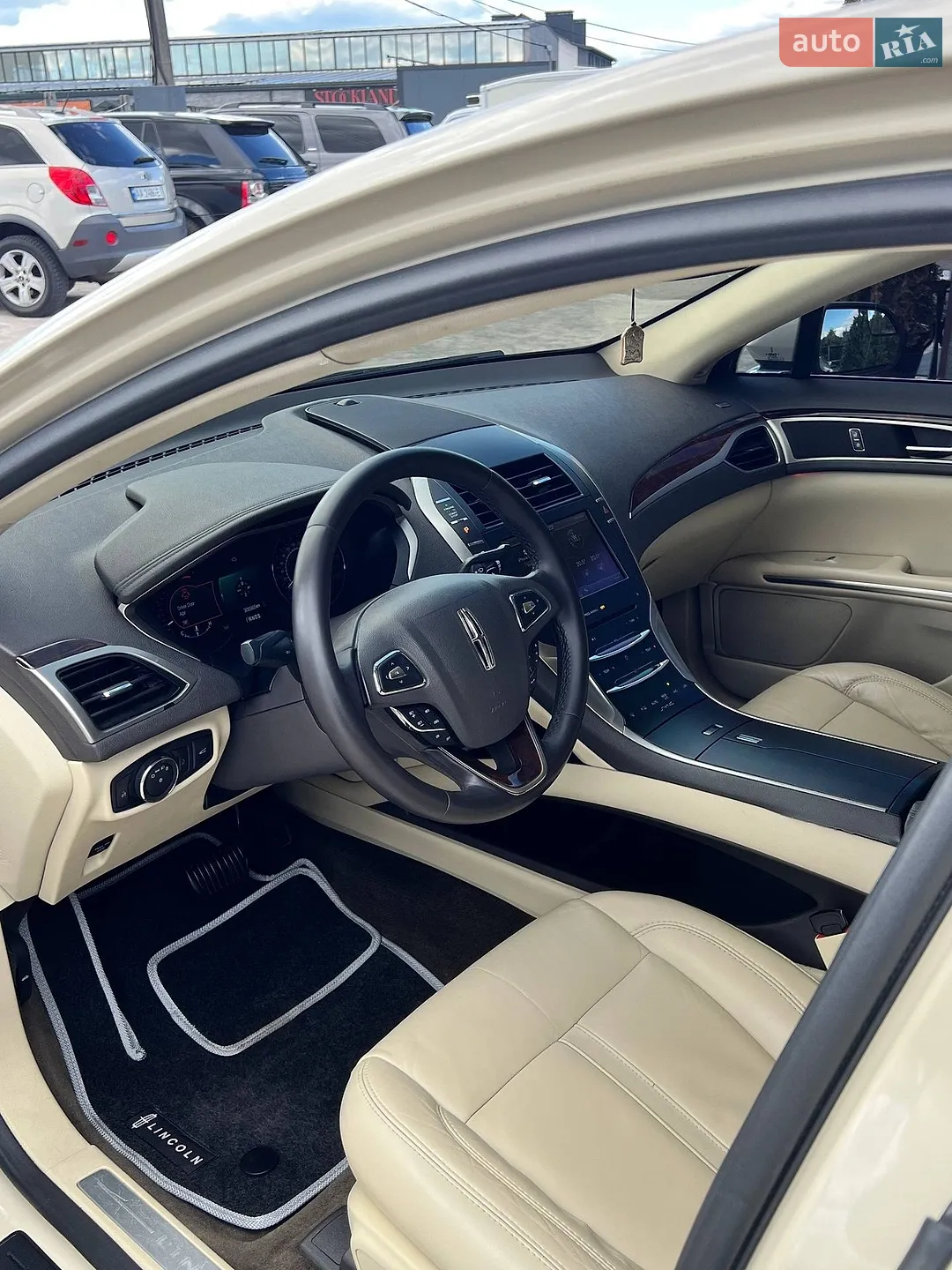 2014 Lincoln MKZ - мініатюра 11