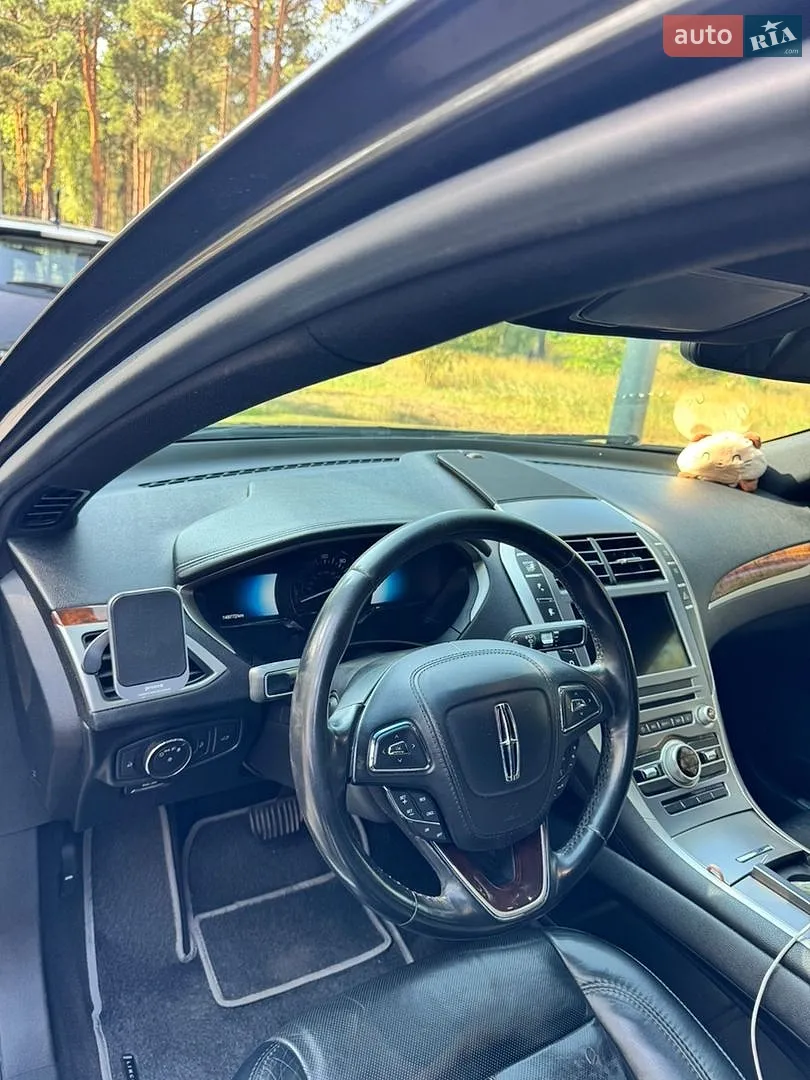 2017 Lincoln MKZ - мініатюра 14