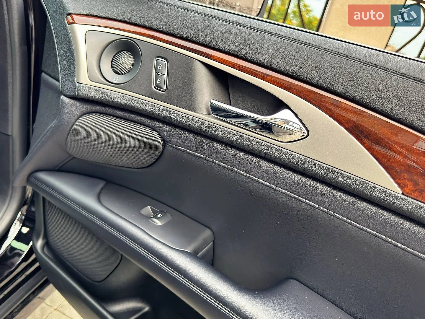 2020 Lincoln MKZ - мініатюра 51