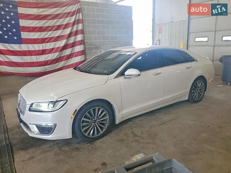 Lincoln MKZ
