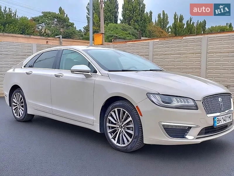 Lincoln MKZ