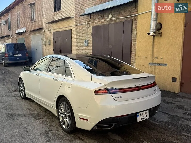 Lincoln MKZ