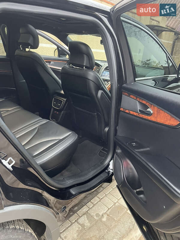 Внедорожник / Кроссовер Lincoln Nautilus 2018 в Одессе