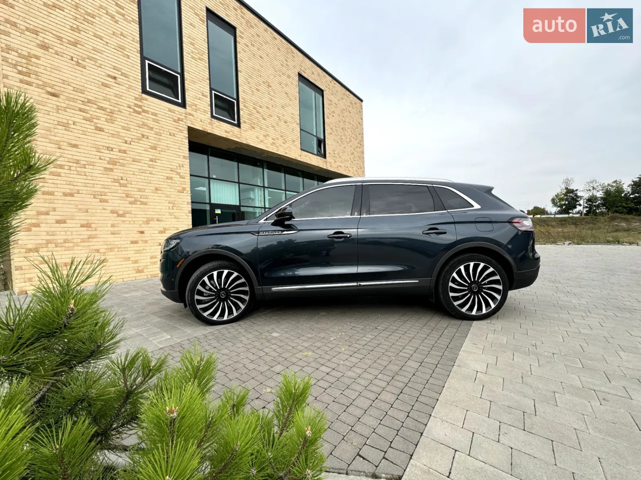 2022 Lincoln Nautilus - мініатюра 18
