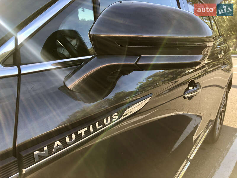 Внедорожник / Кроссовер Lincoln Nautilus 2019 в Одессе