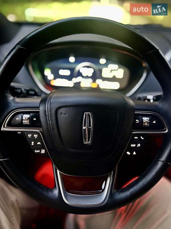 Внедорожник / Кроссовер Lincoln Nautilus 2019 в Одессе