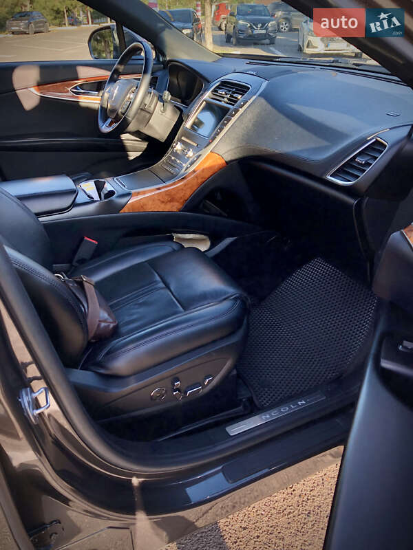 Внедорожник / Кроссовер Lincoln Nautilus 2019 в Одессе