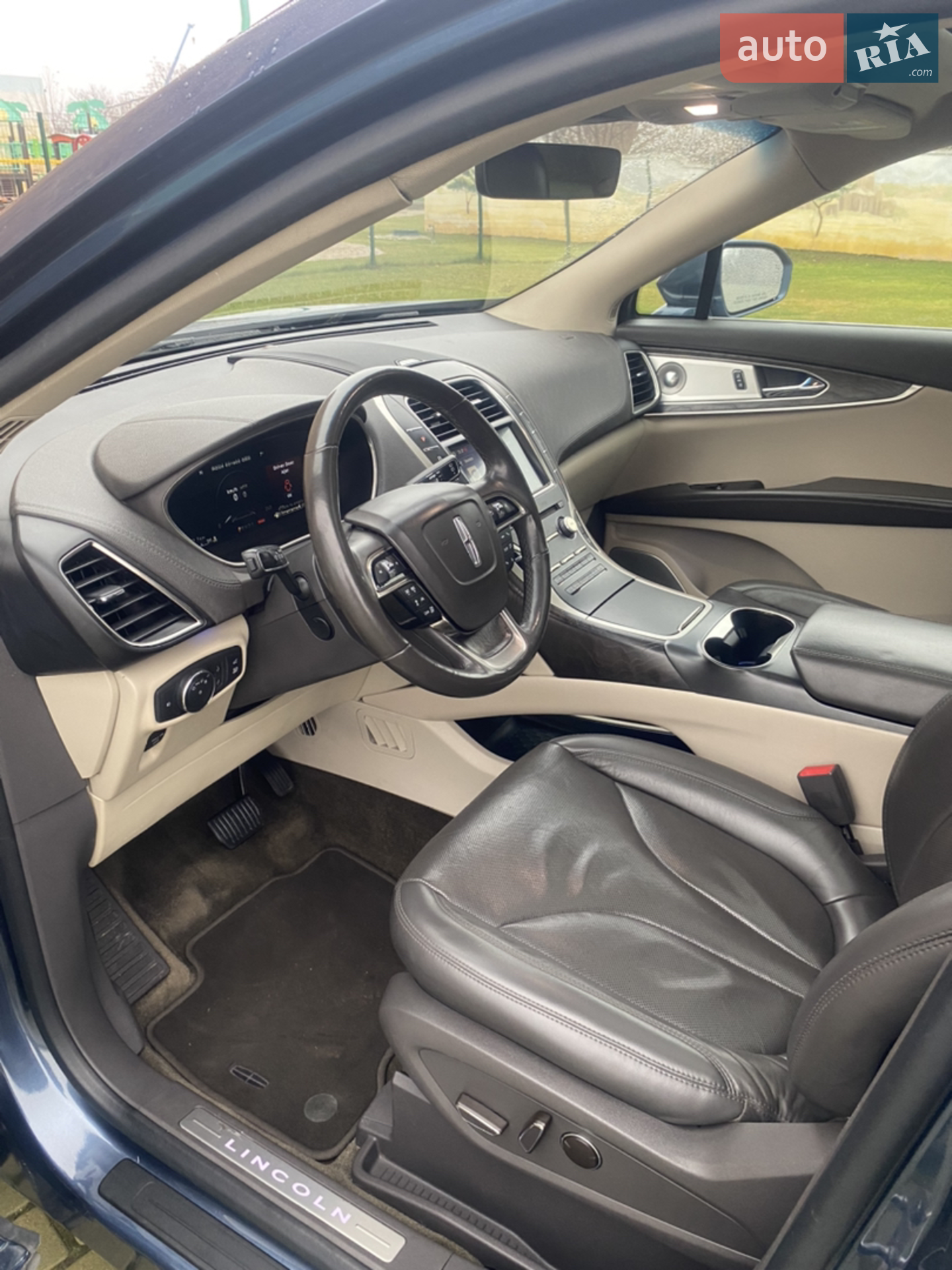 2019 Lincoln Nautilus - мініатюра 13