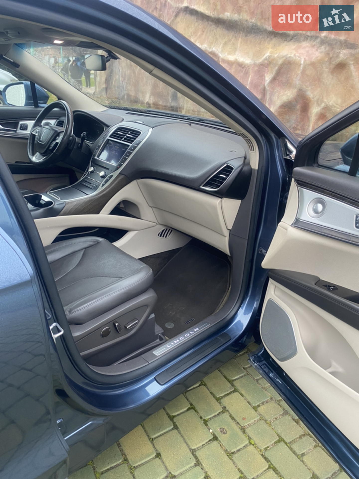 2019 Lincoln Nautilus - мініатюра 17