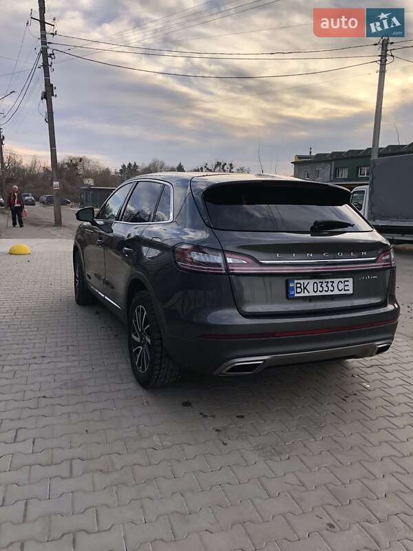 Позашляховик / Кросовер Lincoln Nautilus 2019 в Радивиліві