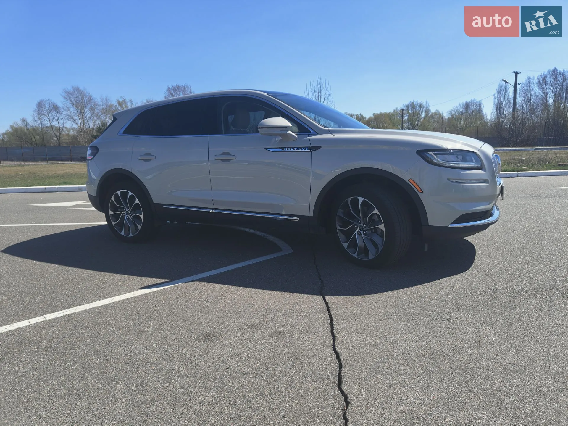 2021 Lincoln Nautilus - мініатюра 3
